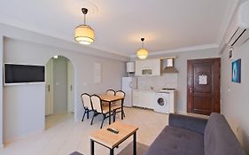 Gold Lion Apart Hotel